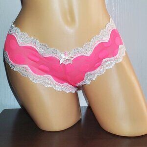 Victoria's Secret Cheeky Panties. New with Tags Size Medium.